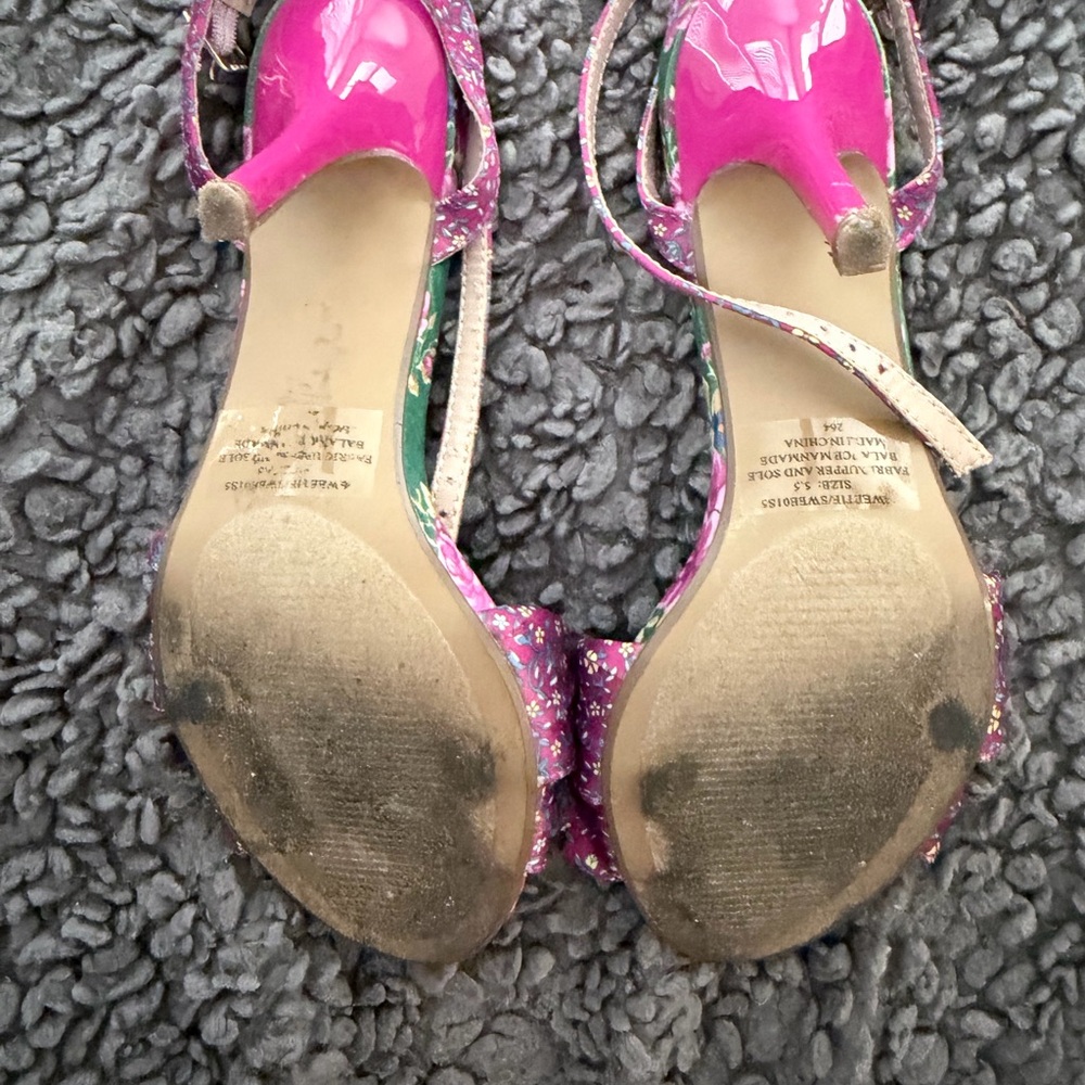 Betsy Johnson Sweetie Open Toe Sandals Heels Women's Size 5.5 Floral Design - Picture 4 of 4